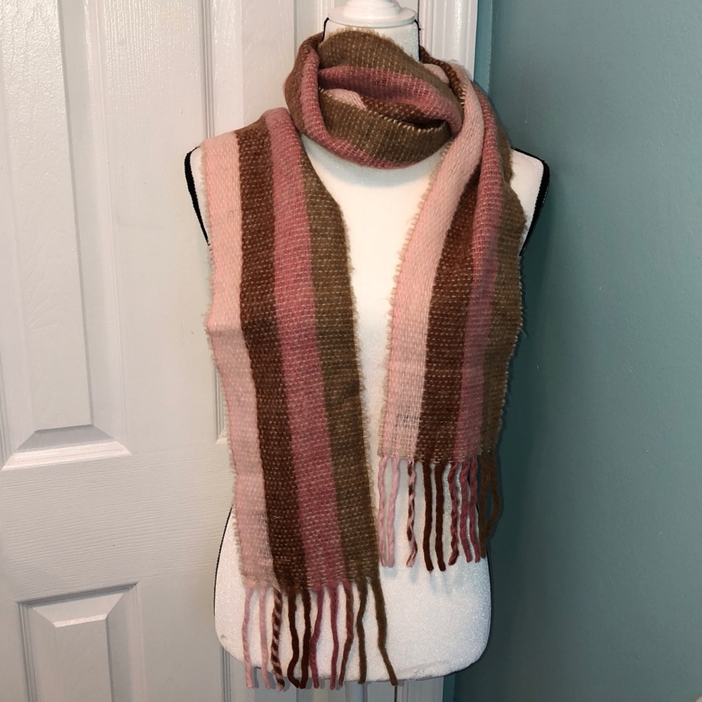 C.B.M. Italian Scarf